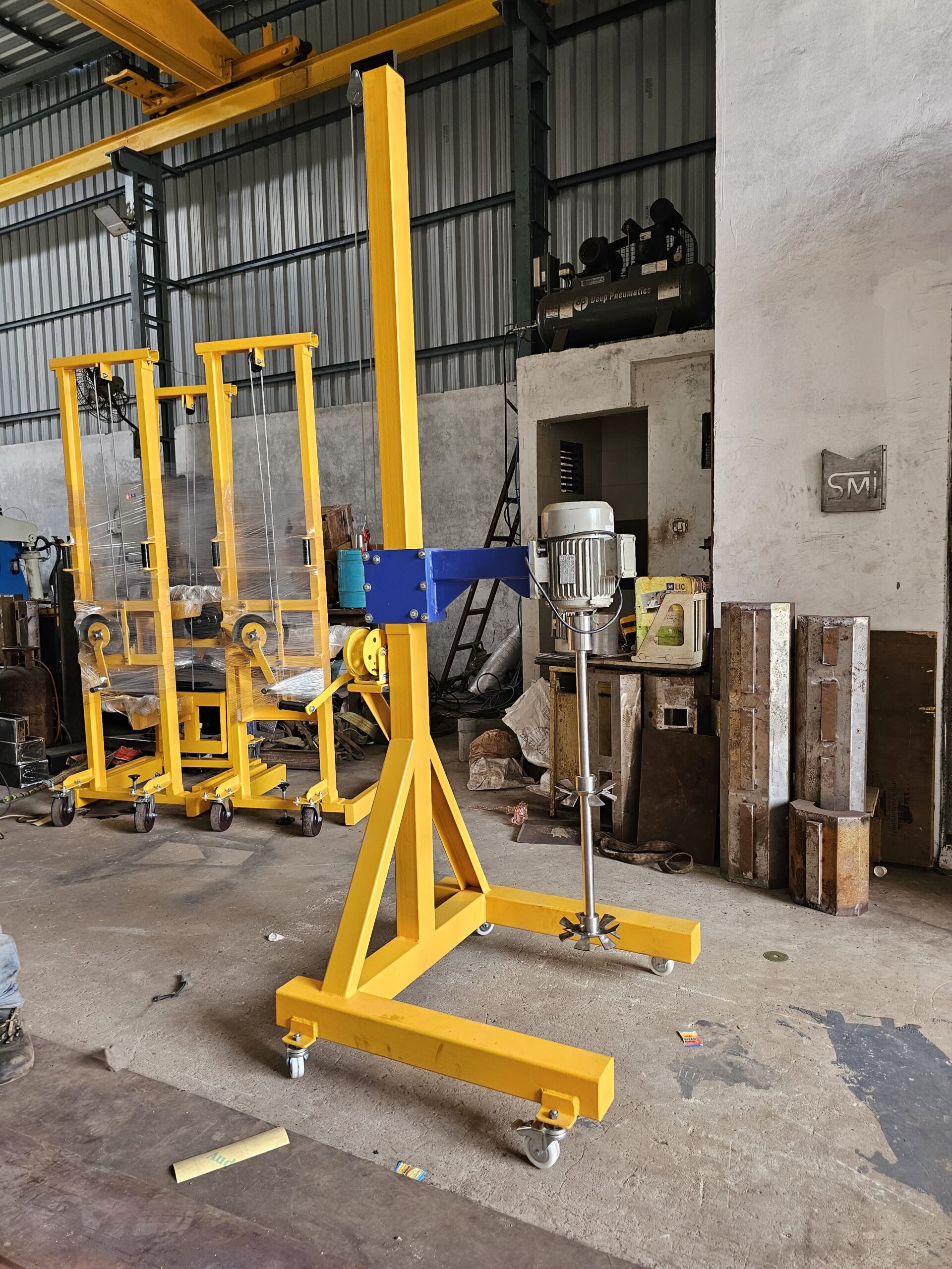 STAND TYPE STIRRER